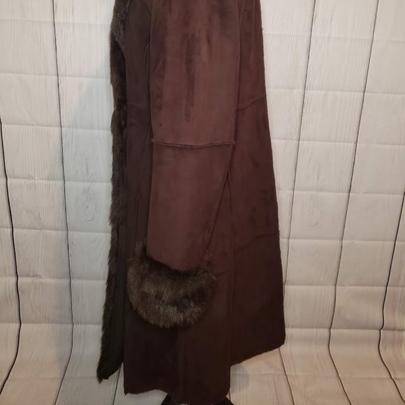 🧥Ana🧥 "Suede Like" Coat w/Fur Collar &Sleeves - Picture 5 of 6